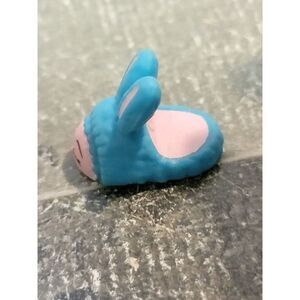 Mini Shopkins moose blue slipper pink bunny rabbit toy figures shoe